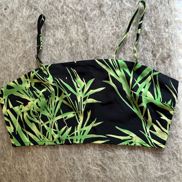 Asos Tropical Crop Top - Picture 2 of 4